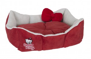 Кровать Hello Kitty в форме короны